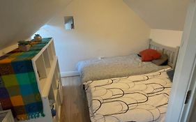 Claddagh House
